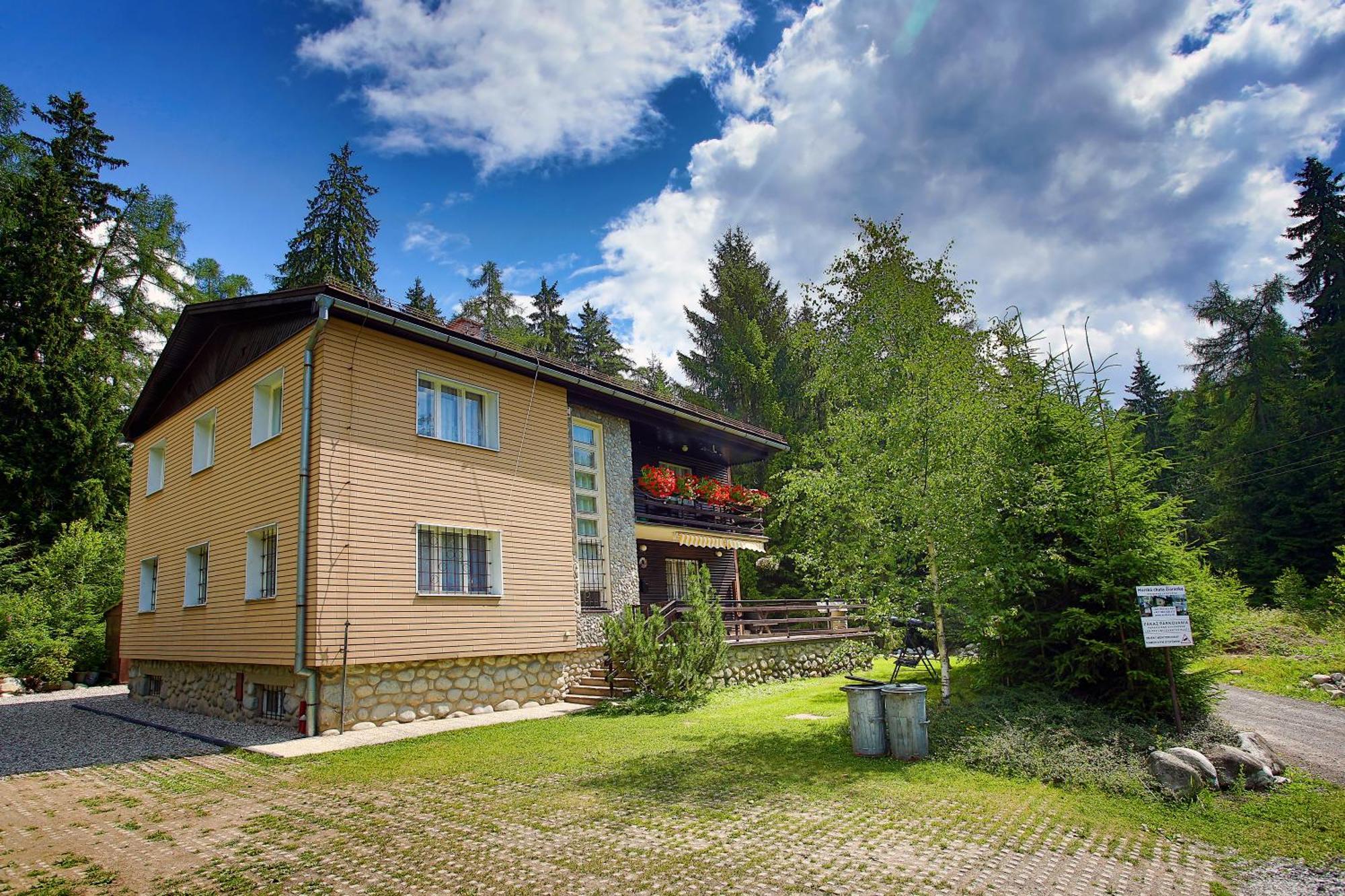 Horska Chata Ziaranka Liptovsky Mikulas Exterior photo